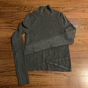 Express Criss Cross Sweater 💟